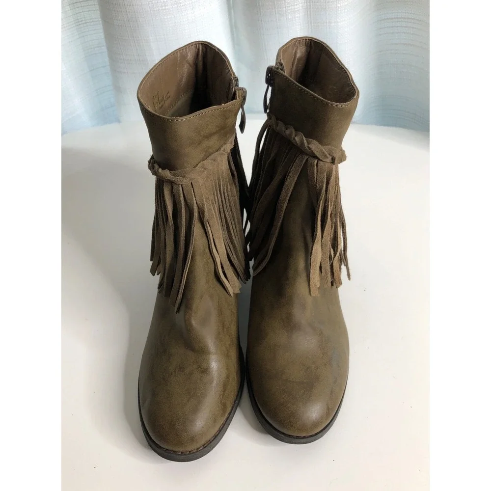 SBICCA Boots Women's Size 7.5 Brown Faux Leather Fringe Western Hippie‎